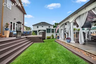 909 Jewett Ave, New York City, NY 10314 - Photo 58