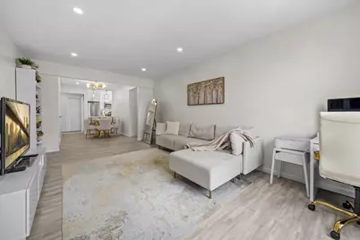 759 E 10th Street #7H, Brooklyn, NY 11230 - Photo 6