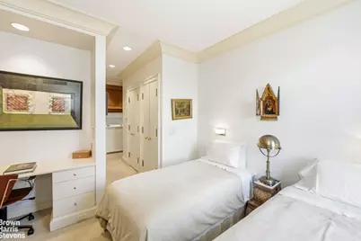 563 Park Avenue #11/12W, New York City, NY 10021 - Photo 16