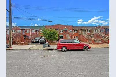 1054 E 100th Street, New York City, NY 11236 - Photo 4