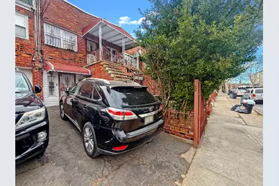 1054 E 100th Street, New York City, NY 11236 - Photo 2