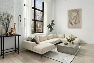 448 W 37th St, New York City, NY 10018 - Photo 2