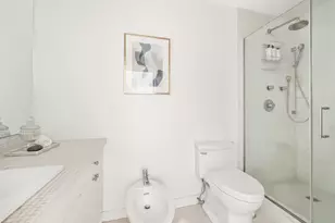 146 W 57th St, New York City, NY 10019 - Photo 6