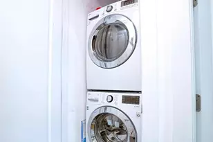 11-12 44th 44th Dr, New York City, NY 11101 - Photo 8