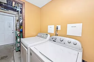 2055 E 34th St, New York City, NY 11234 - Photo 16