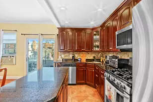 2055 E 34th St, New York City, NY 11234 - Photo 10