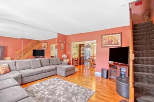 2055 E 34th St, New York City, NY 11234 - Photo 2
