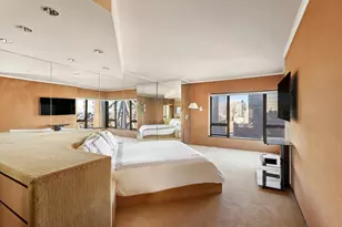 425 E 58th St, New York City, NY 10022 - Photo 10