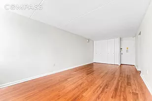 301 W 110th St, New York City, NY 10026 - Photo 8