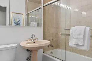 360 E 72nd St, New York City, NY 10021 - Photo 24