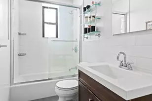 302 W 79th St, New York City, NY 10024 - Photo 4