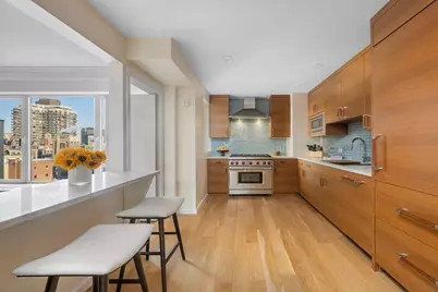 1050 Fifth Avenue #PHB, New York City, NY 10028 - Photo 4