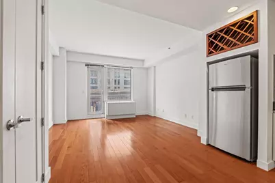 44-27 Purves Street #4-E, New York City, NY 11101 - Photo 4