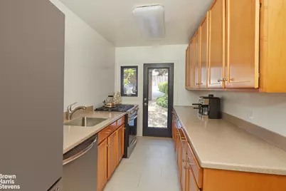 34-29 87th Street, New York City, NY 11372 - Photo 6