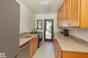 34-29 87th St, New York City, NY 11372 - Photo 6