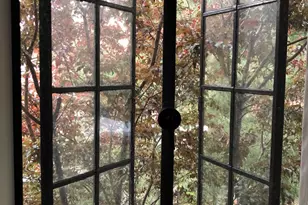 34-29 87th St, New York City, NY 11372 - Photo 16