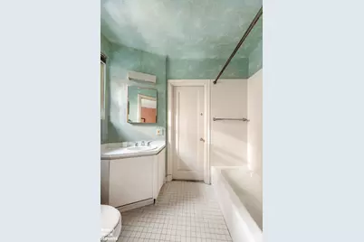 1075 Park Avenue #3D, New York City, NY 10128 - Photo 18