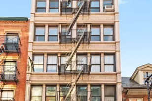 275 Water St, New York City, NY 10038 - Photo 18