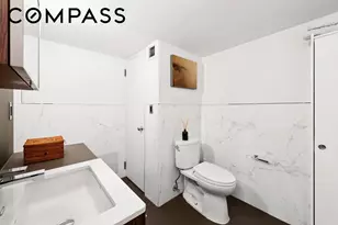 275 Water St, New York City, NY 10038 - Photo 16
