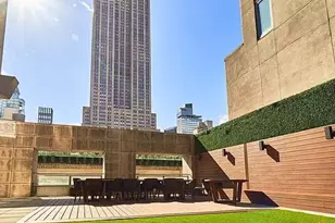 400 5th Ave, New York City, NY 10018 - Photo 10