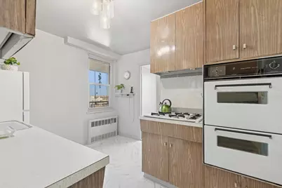 3215 Ave H #11M, Brooklyn, NY 11210 - Photo 8