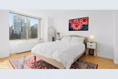 236 E 47th Street #30B, New York City, NY 10017 - Photo 6
