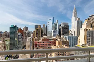 236 E 47th St, New York City, NY 10017 - Photo 2