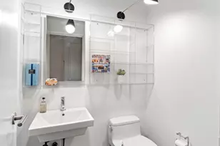 95 Greene St, New York City, NY 10012 - Photo 10