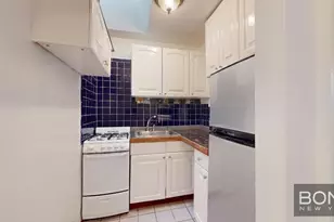 303 W 106th St, New York City, NY 10025 - Photo 8