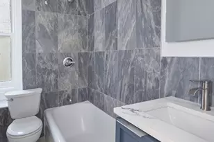 140 W 71st St, New York, NY 10023 - Photo 8