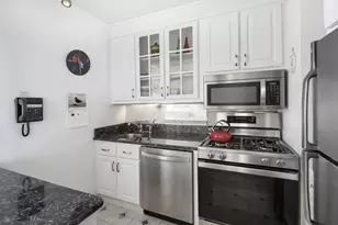 117 E 57th St, New York, NY 10022 - Photo 4