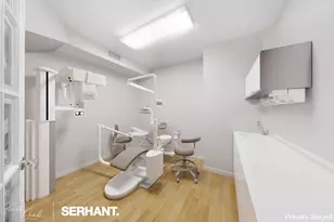 225 E 47th St, New York City, NY 10017 - Photo 10