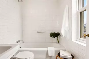 299 W 12th St, New York City, NY 10014 - Photo 14