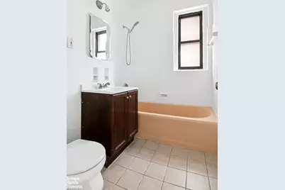 35-20 73rd Street #3R, New York City, NY 11372 - Photo 8