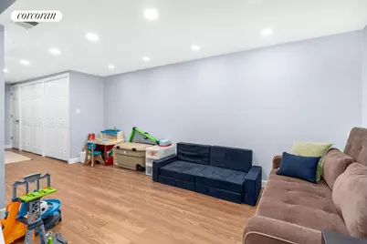 131 Crossfield Avenue, New York, NY 10312 - Photo 12
