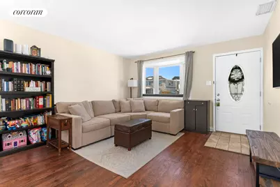 131 Crossfield Avenue, New York, NY 10312 - Photo 2