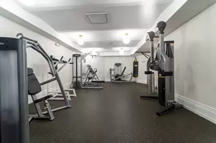 205 W 57th St, New York City, NY 10019 - Photo 18