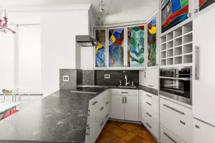 205 W 57th St, New York City, NY 10019 - Photo 14