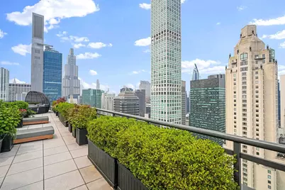 117 E 57th Street #44F, New York City, NY 10022 - Photo 4