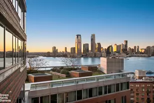 10 Little W St, New York City, NY 10004 - Photo 4