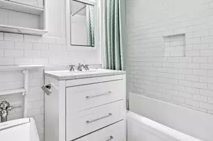 25 W 54th St, New York, NY 10019 - Photo 4