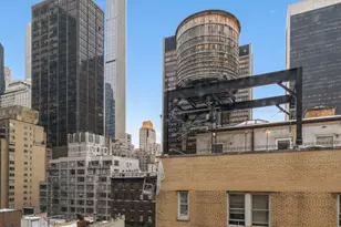 25 W 54th St, New York City, NY 10019 - Photo 6