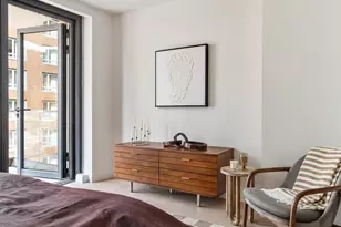 355 W 39th St, New York, NY 10018 - Photo 6