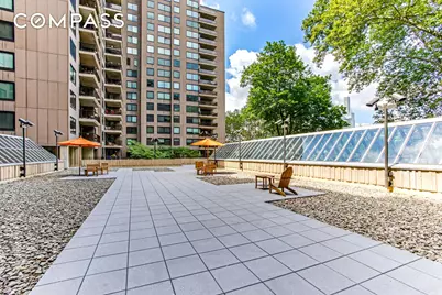 531 Main Street #509, New York, NY 10044 - Photo 18