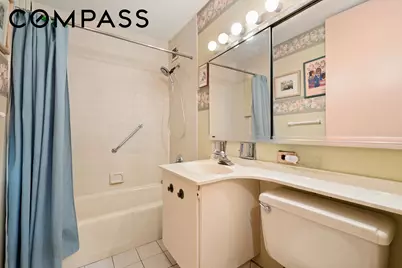531 Main Street #509, New York City, NY 10044 - Photo 8