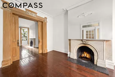 262 W 11th Street, New York City, NY 10014 - Photo 18