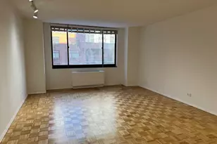 377 Rector Pl, New York City, NY 10280 - Photo 2