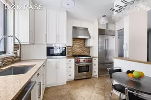 50 E 89th St, New York City, NY 10128 - Photo 4