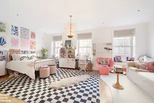 318 W 20th St, New York, NY 10011 - Photo 10