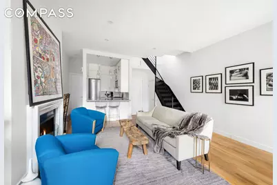 311 W 76th Street #PH-5, New York City, NY 10023 - Photo 2